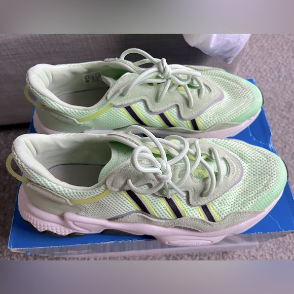 Adidas Ozweego Sneakers - Picture 4 of 8